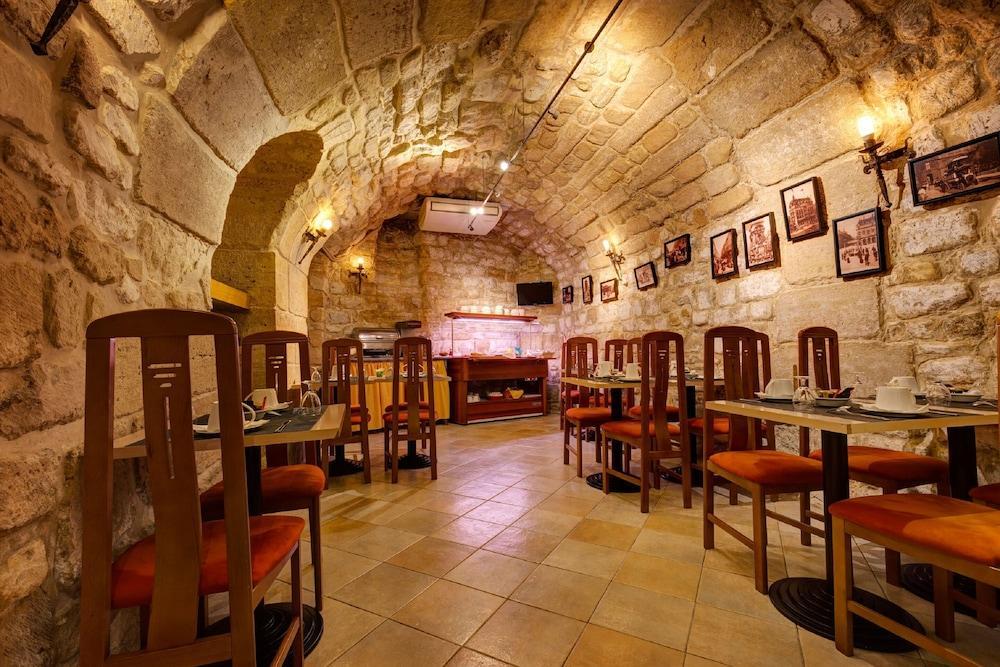 Hotel Louvre Sainte Anne Paris Eksteriør bilde