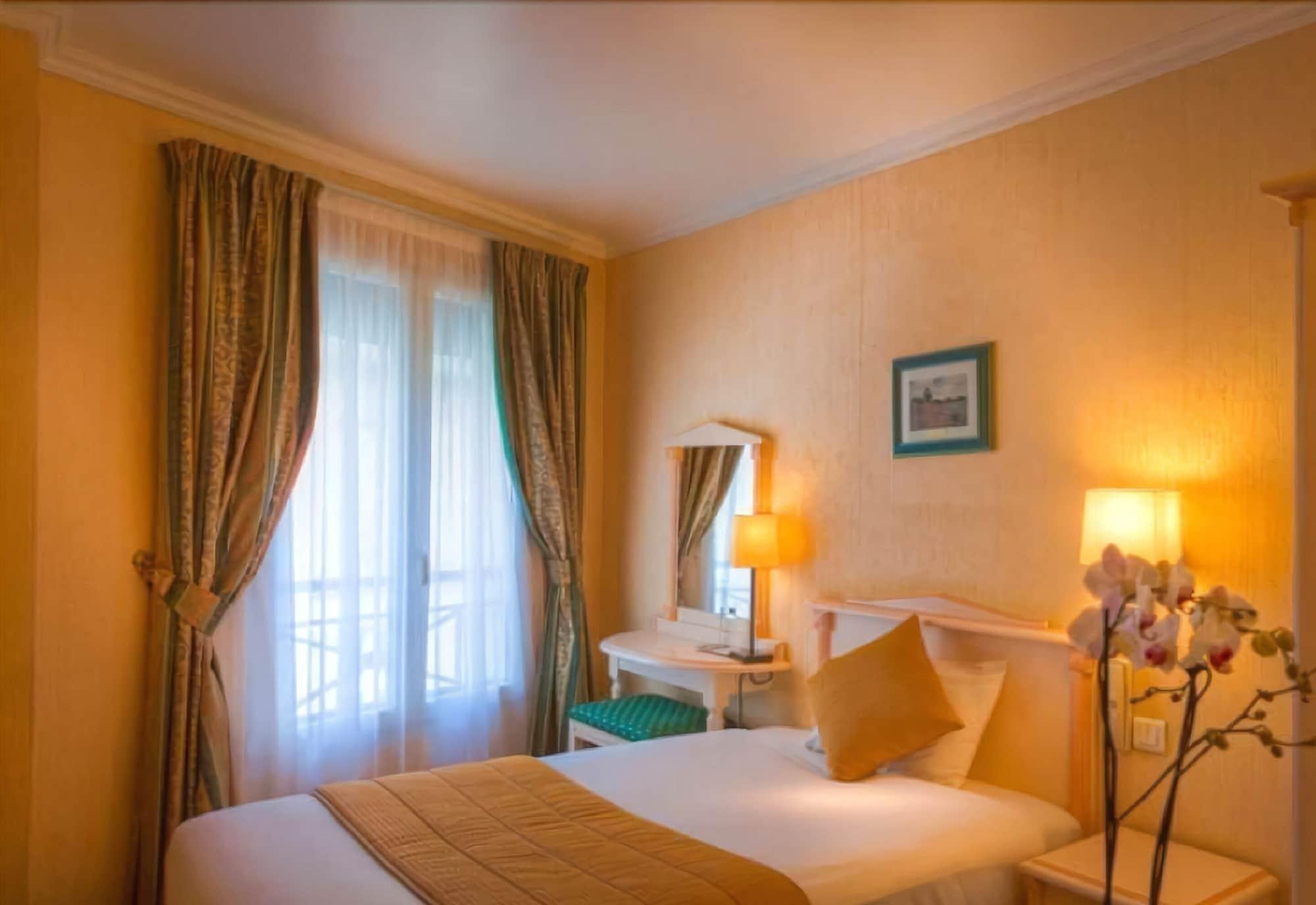 Hotel Louvre Sainte Anne Paris Eksteriør bilde