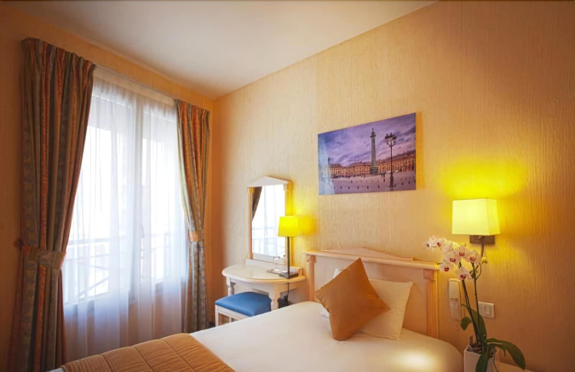 Hotel Louvre Sainte Anne Paris Eksteriør bilde